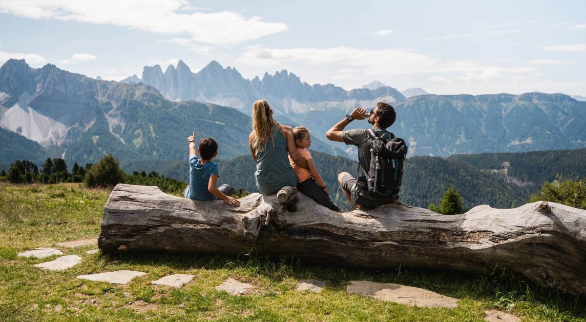 Lorggen Familienwanderweg Plose Brixen Dolomites